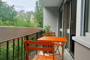 Cosy apartment overlooking a green area